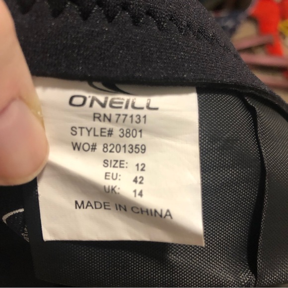 O Neill ladies wetsuit swimwear size 12 - Picture 9 of 10